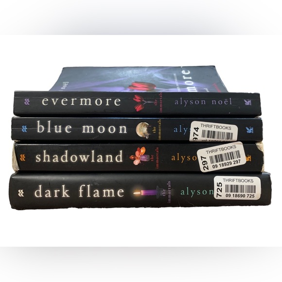 The Immortals Novel Series 4 Book Bundle by Alyson Noel - Picture 3 of 6